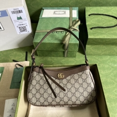 Gucci Satchel Bags